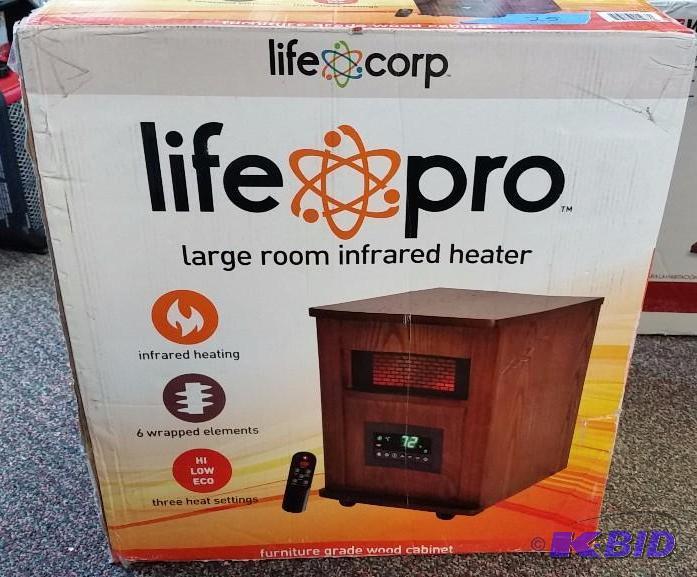 lot 25 image: Life Pro 1500 Watt 6 Element Electric Infrared Room Heater  New in Box  Tested Works Oak Colored