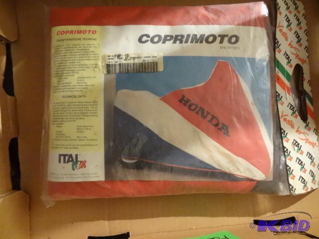 lot 101 image: CO Primoyo Honda Motorcycle Cover...