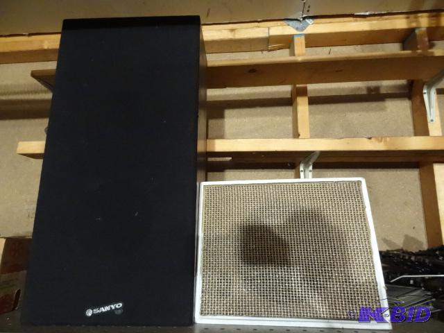 lot 146 image: 2 Speakers...