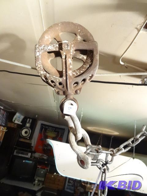 lot 209 image: Vintage Cable Pulley 7"...
