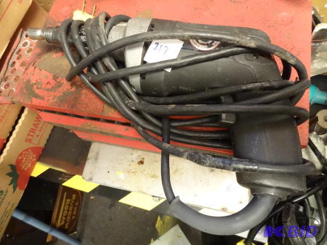 lot 217 image: Black and Decker 2054 VSR Versa -Clutch Screw...