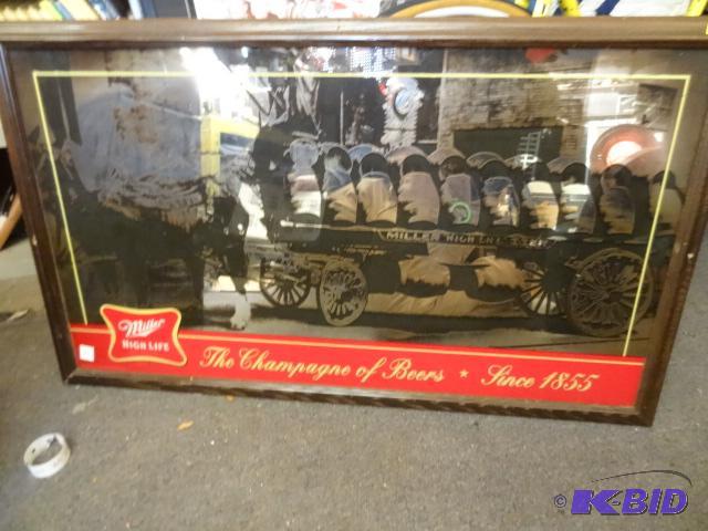 lot 23 image: Vintage Miller High Life Mirrored Wall Hangin...