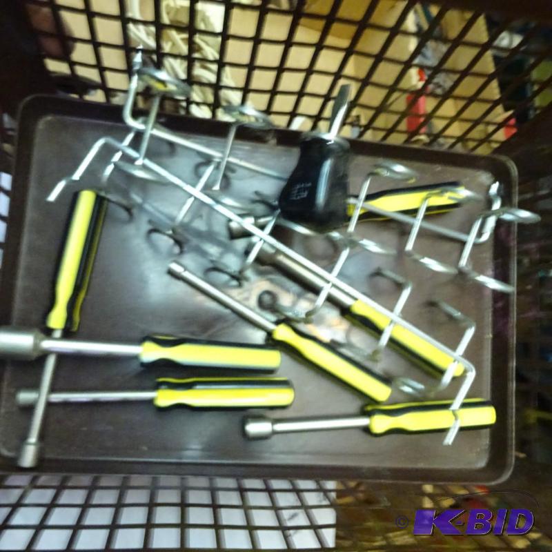 lot 238 image: Metric Nut Driver Set....