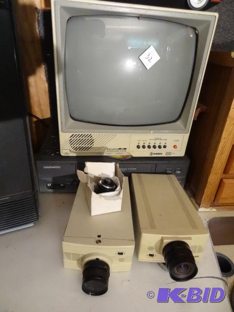 lot 32 image: MGN Private Eye Surveillance System. Monitor ...