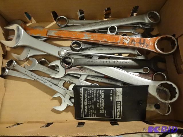 lot 71 image: Box of Name Brand Hand Wrenches...