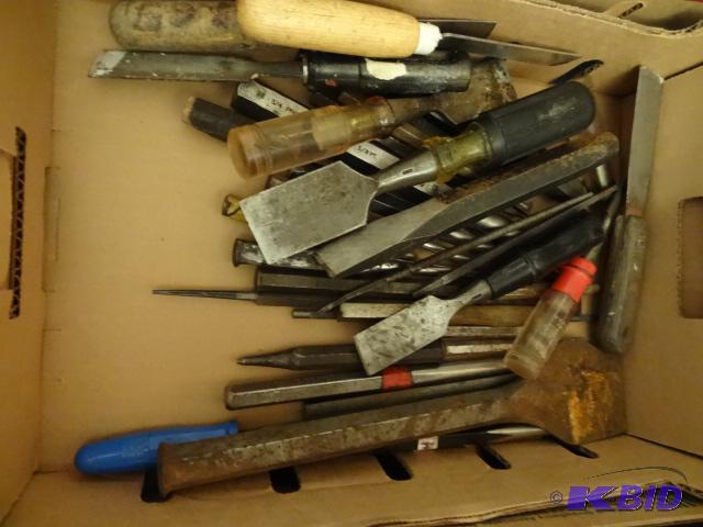 lot 77 image: Misc Hand Chisels...
