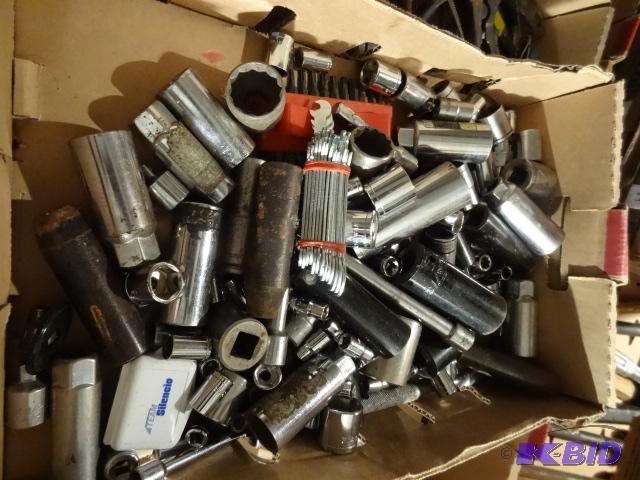 lot 85 image: Misc Sockets...
