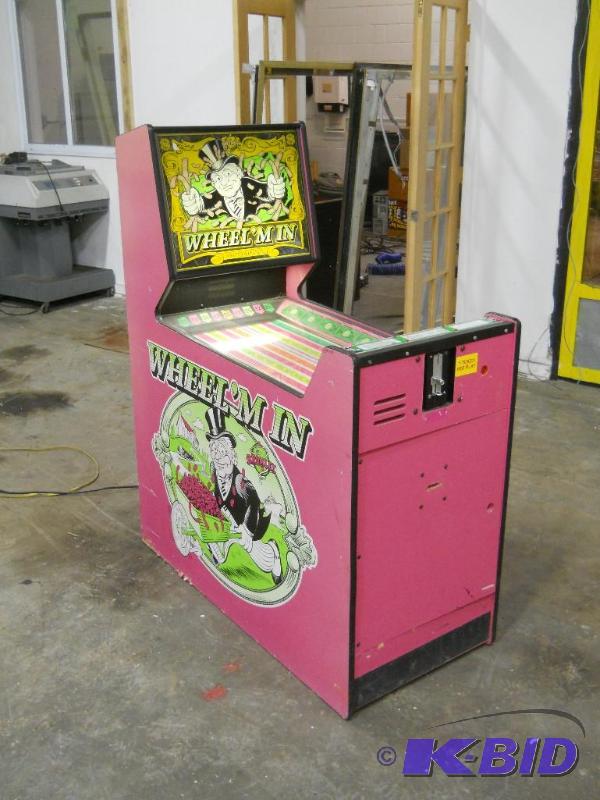 lot 12 image: Bromley Wheel M In Ticket Redemption Arcade Game