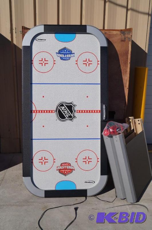 air hockey table