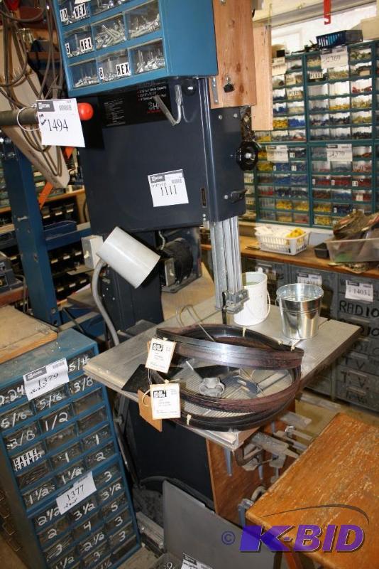 lot 1111 image: Craftsman 3HP  Vertical Band Saw, Operational