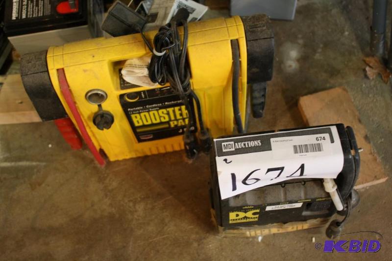 lot 1674 image: Century Brand 12 volt Portable Booster Pack