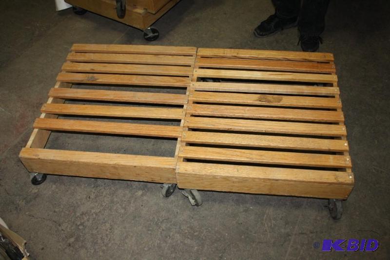 lot 121 image: Lot of (2) Wooden Pallets wWheels 27 x 30 8.