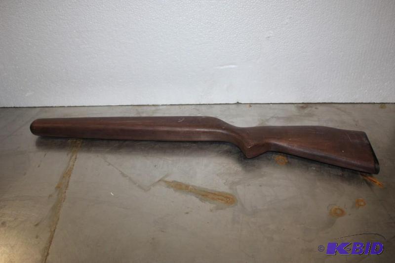 lot 55 image: Wood-Style Rifle Gun Stock Rubber Reinforced Arm Kickback Pad Miscellaneous Brand 30 Length.