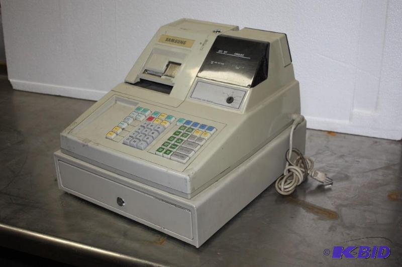 lot 66 image: Samsung Electronic Cash Register AC 120V 60HZ .4A Model ER-4915 18 x 16 x 13.