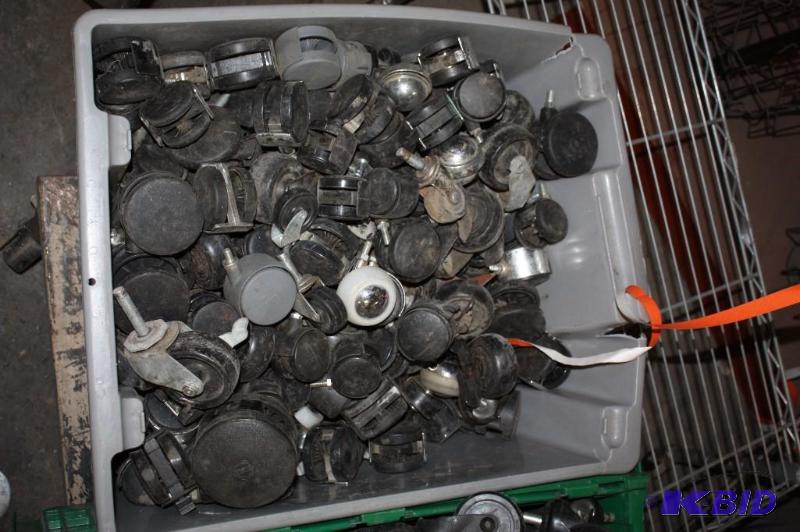 lot 82 image: Lot of (20) Miscellaneous Wheels wHousing First Come First Serve There Are Over 10 Boxes To Pick
