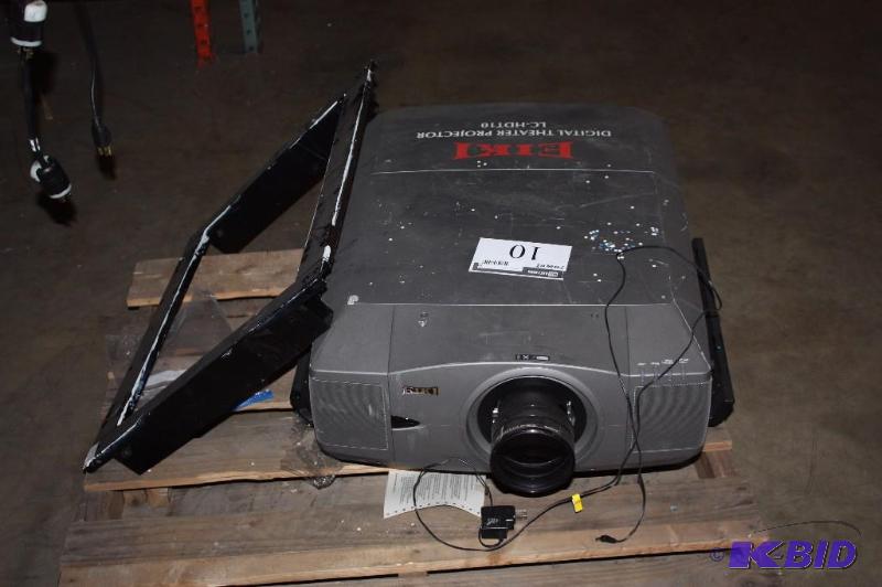 lot 10 image: Eiki Digital Theater Projector LC-HDT10 12A 120V 5060Hz.