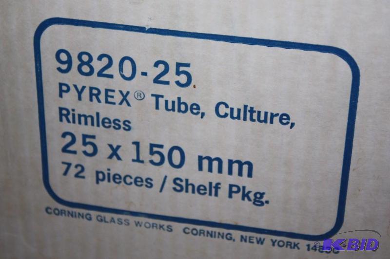 lot 71 image: Box of Pyrex Tube, Culture, Rimless, Glass Tubes, 25 x 150mm, app. 72 ct.
