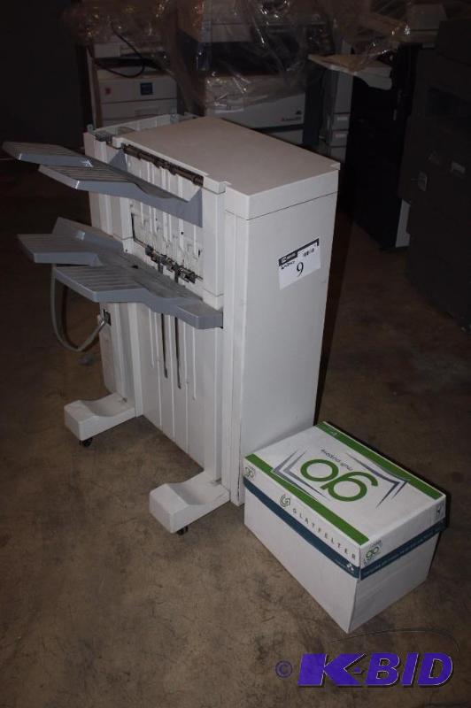 lot 9 image: Canon ImageRunner IR 600 F249400 D1 Finisher Stacker Includes Box Of Hardware 26 x 28 x 40.