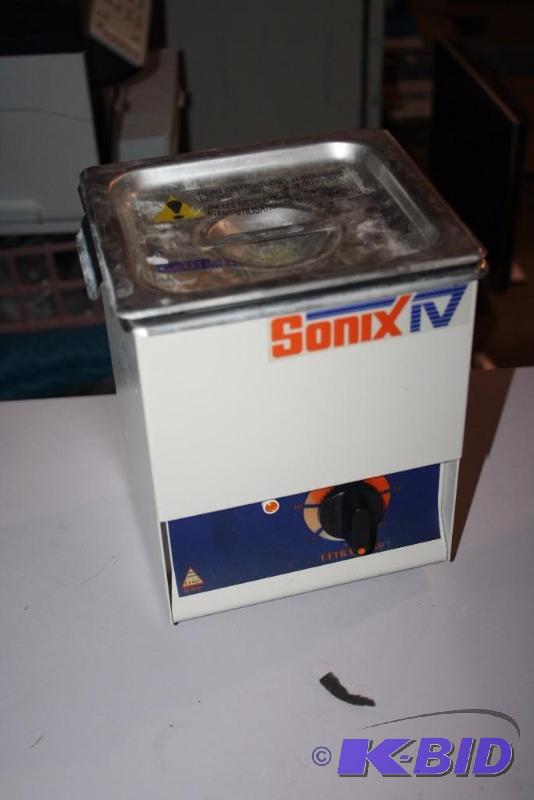 lot 95 image: Sonix IV Model SS116 120VAC 1PH 5060Hz Fuse Type 3AG 2A AMp Includes Hardware.