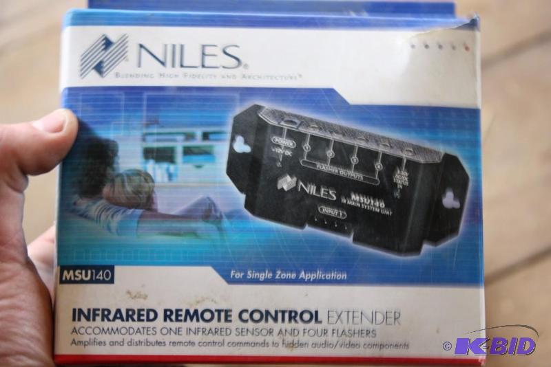 lot 108 image: Niles Infrared Remote Control Extender MSU140 One Infrared Sensor & Four Flashers Amplifies &