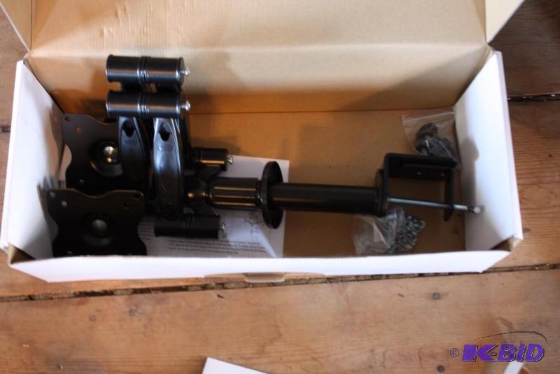 lot 153 image: Dual Monitor Mounting Bracket wSwivel Tops & Screw-Down Mounting Brackets Black.