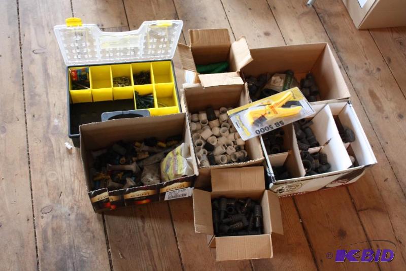 lot 180 image: Box Lot of (7) Including SB 600 Switch Blade Plastic PVC AdaptersTeesBends And More.