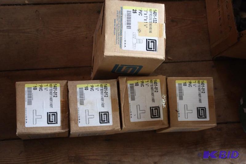 lot 202 image: Lot of (5) Spears PVC Insert Tee Insert x Insert x Insert 10perBox.