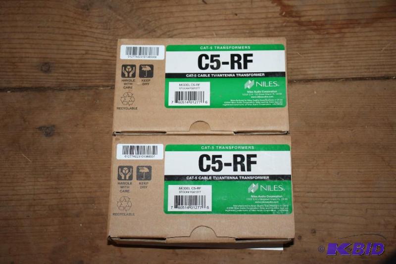 lot 22 image: Lot of (2) CAT-5 Cable TVAntenna Transformers