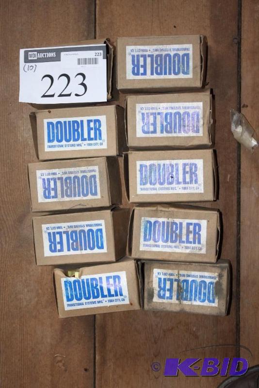 lot 223 image: Box Lot of (10) Including Blue Doubler Compatible wAll 24 Volt Controllers.
