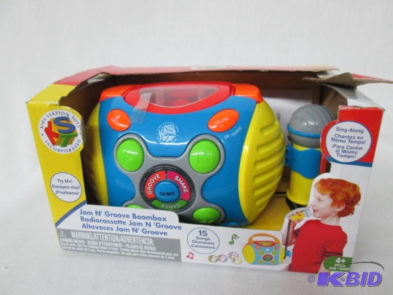 lot 45 image: Jam N Groove Boombox