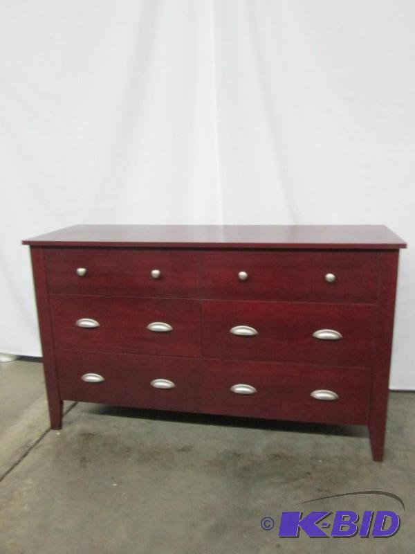 lot 6 image: Alcove 6-Drawer Dresser