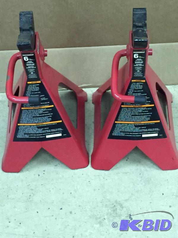 lot 18 image: Heavy Duty Jack stands(6 ton rating)