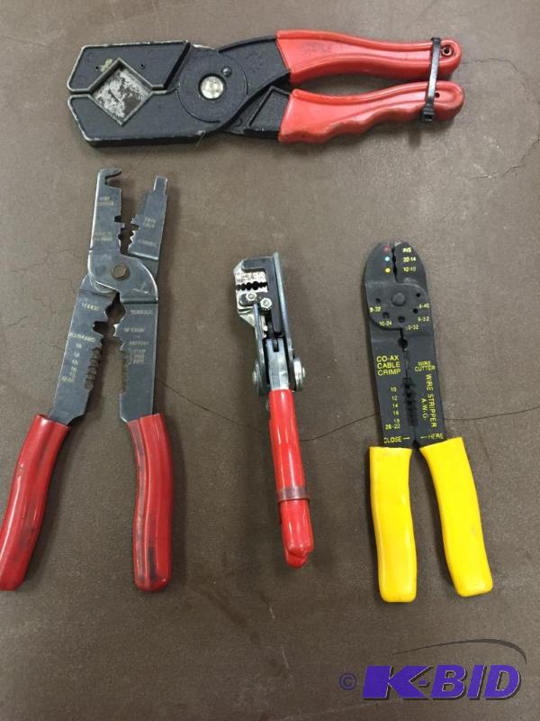 lot 25 image: Wire Strippers and Hose Cut Off Tool