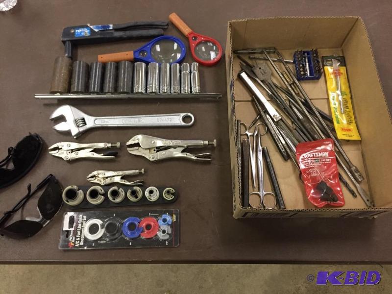 lot 26 image: Lot of Misc. Hand Tools