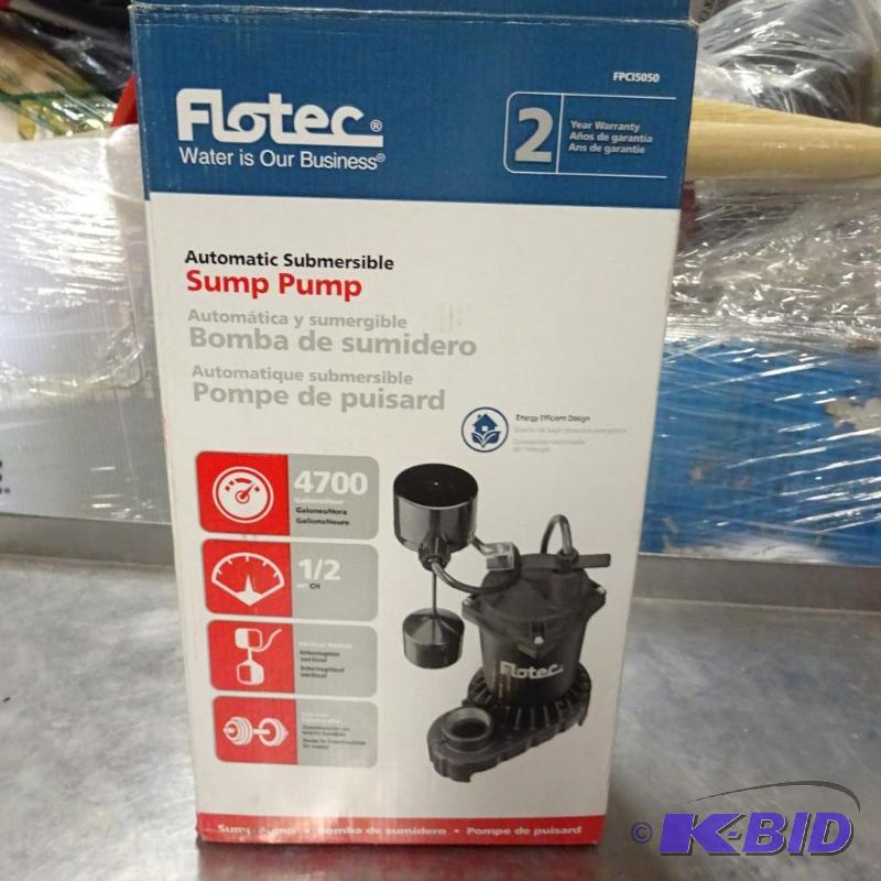 lot 104 image: Used Flotec 4700 gph Automatic Submersible Su...
