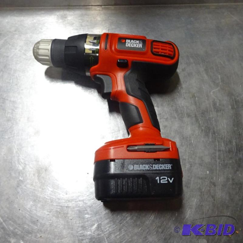 lot 108 image: New in Box Black and Decker 12v battery power...