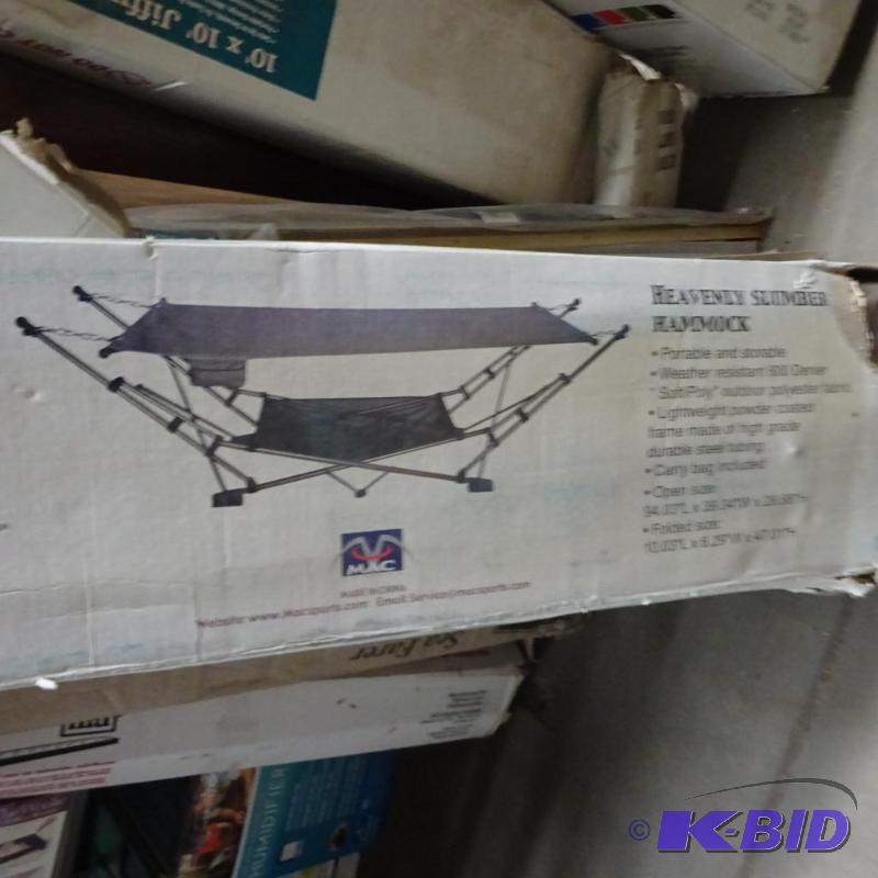 lot 2 image: New heavenly slumber hammock. Portable , weat...