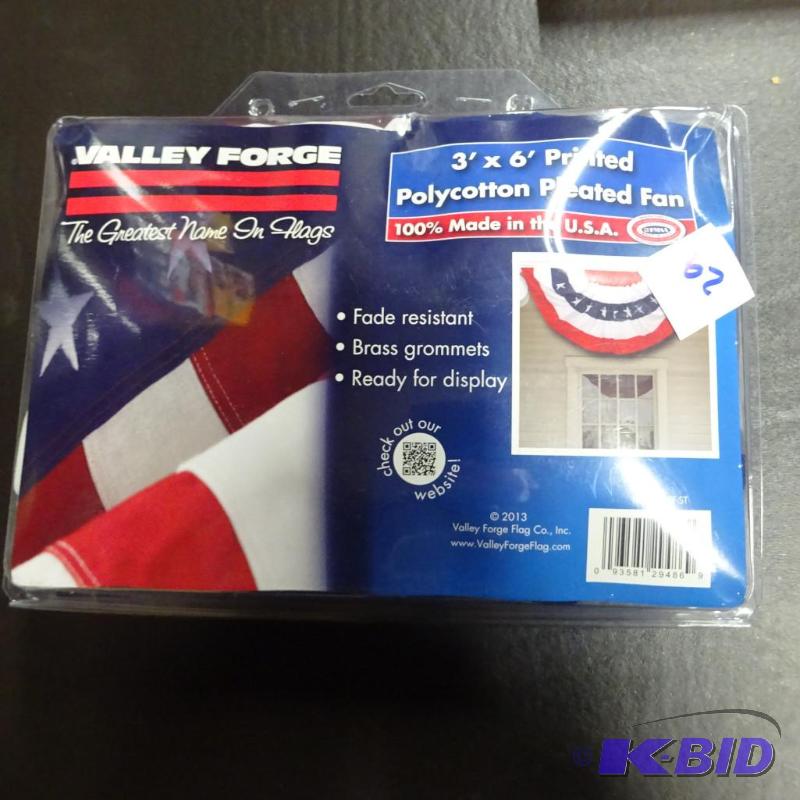 lot 29 image: New valley forge brand 3 ft x 6 ft polycotton...