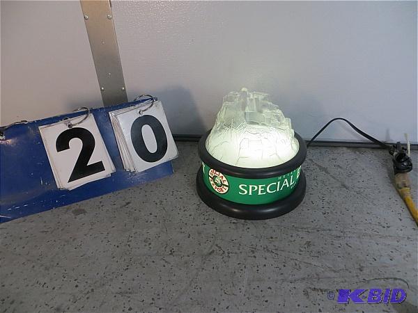 lot 20 image: Special Export Lighted Beer Display