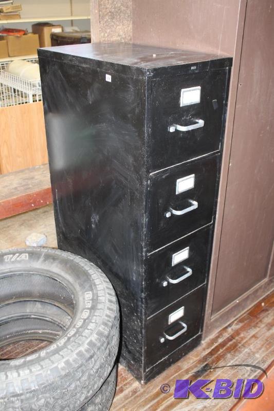 lot 119 image: 4 Drawer File Cabinet ...