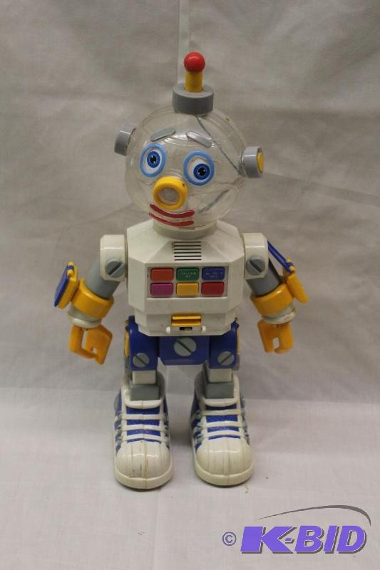 lot 133 image: c. 1991 My Pal 2 Robot