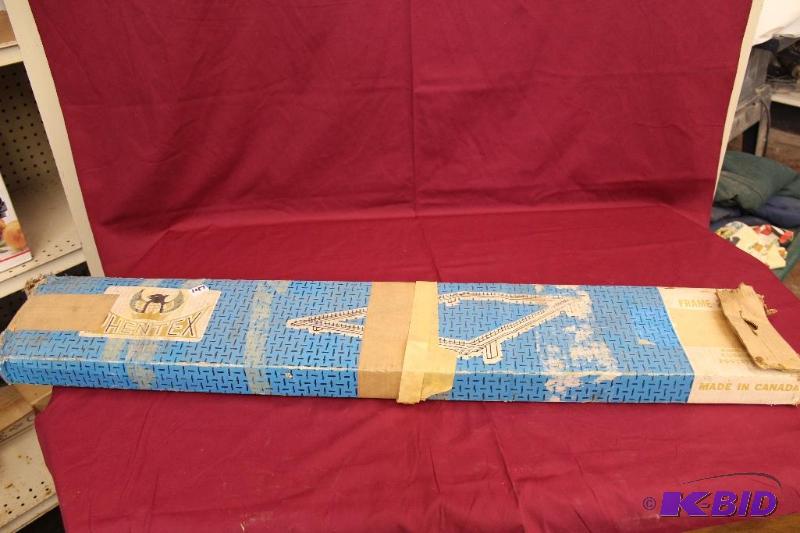 lot 147 image: Weaving Frame ...