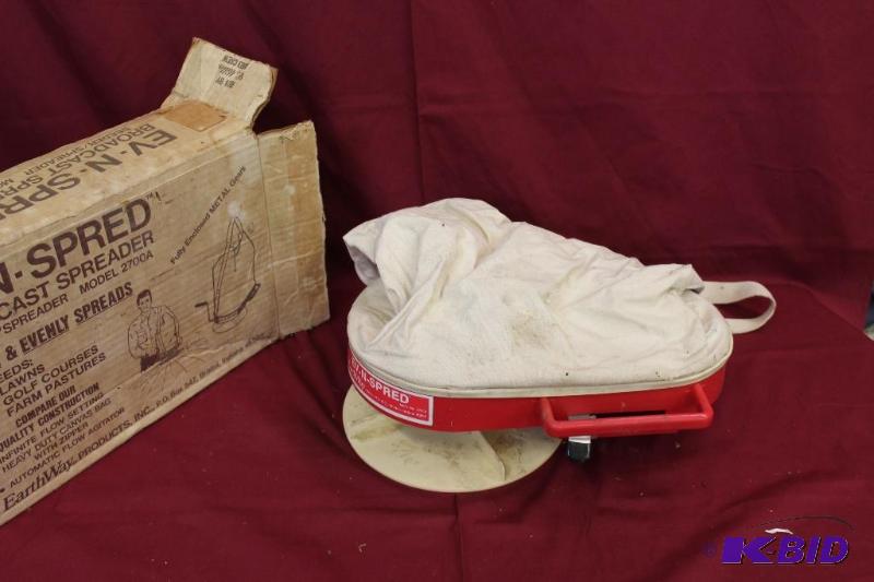 lot 148 image: Broadcast Spreader
