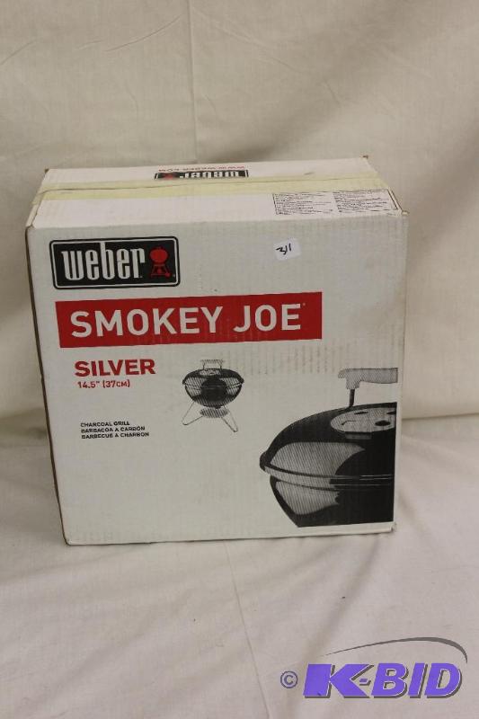 lot 311 image: Weber Charcoal Grill Smokey Joe New In The Bo...