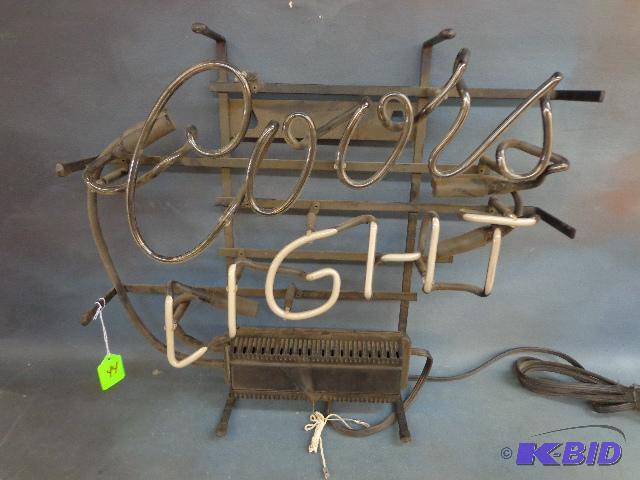 Coors Light Neon Sign   Does not stay on ...