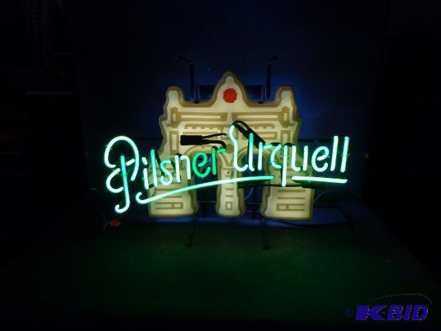 Pilsner Neon Sign   Powers up and works ...