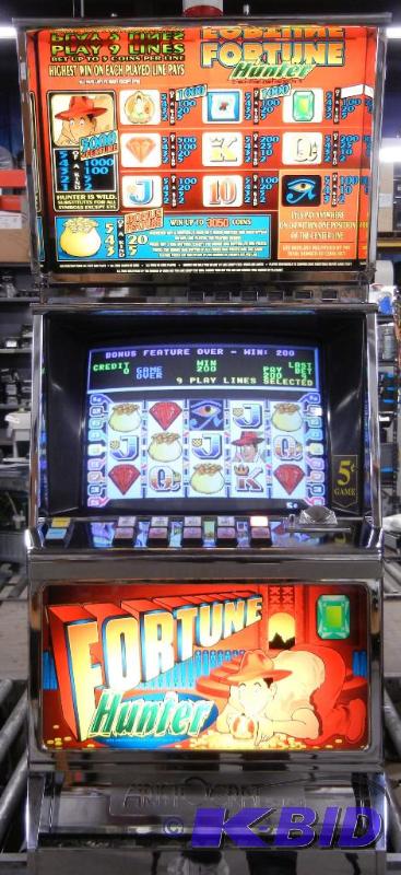 lot 1006 image: ARISTOCRAT 540 FORTUNE HUNTER VIDEO SLOT MACHINE