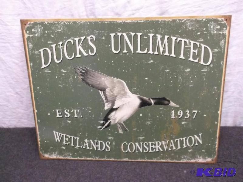 Collectable metal Ducks Unlimited sign measur...