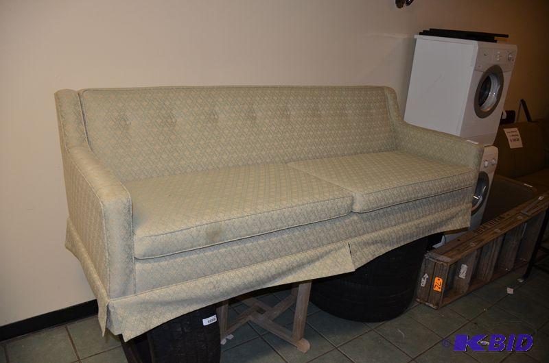 lot 28 image: Couch 82" long. Bring help to remove....