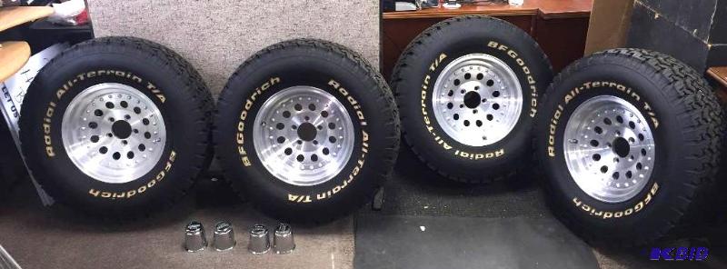 lot 5 image: 4 NEW&nbspBF Goodrich Radial All-Terain tire...